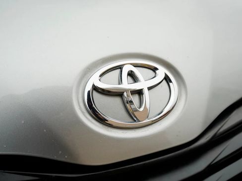 Used 2014 Toyota Sienna LE FWD image 10