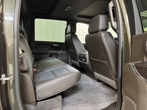 Used 2022 GMC Sierra 2500 Denali w/ Denali Ultimate Package image 25