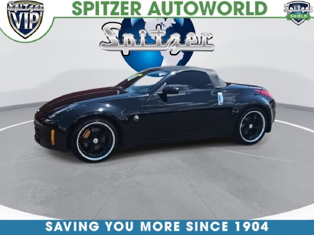 Used 2006 Nissan 350Z Grand Touring RWD image 8