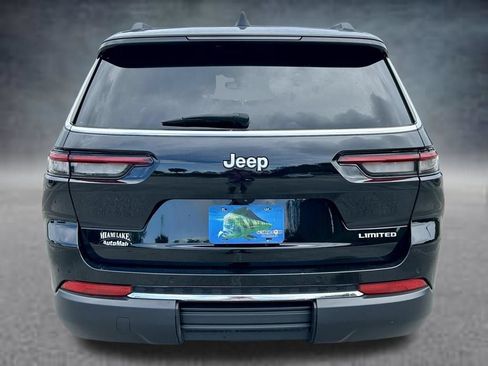 Used 2024 Jeep Grand Cherokee L Limited RWD image 6
