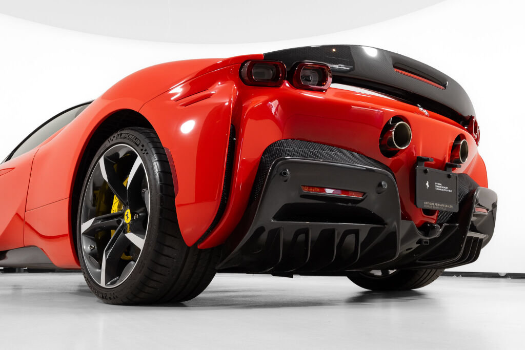 Used 2023 Ferrari SF90 Stradale AWD/4WD image 19