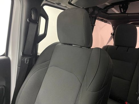 Used 2021 Jeep Wrangler Unlimited Sport AWD/4WD image 37