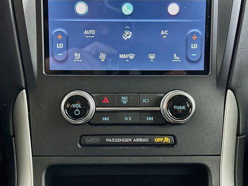 Used 2023 Ford Edge SEL w/ Convenience Package AWD/4WD image 17