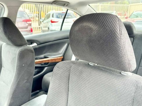 Used 2012 Honda Accord EX image 10