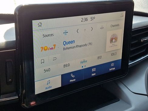 Used 2021 Ford Explorer XLT w/ Equipment Group 202A image 18