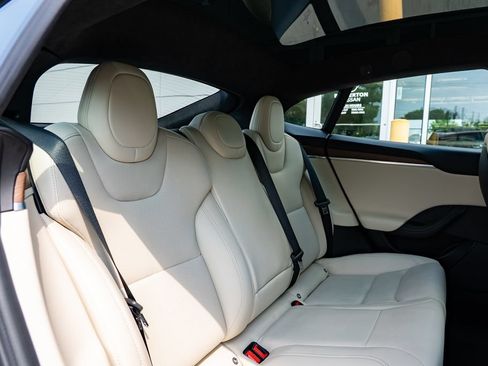 Used 2022 Tesla Model S AWD/4WD image 21