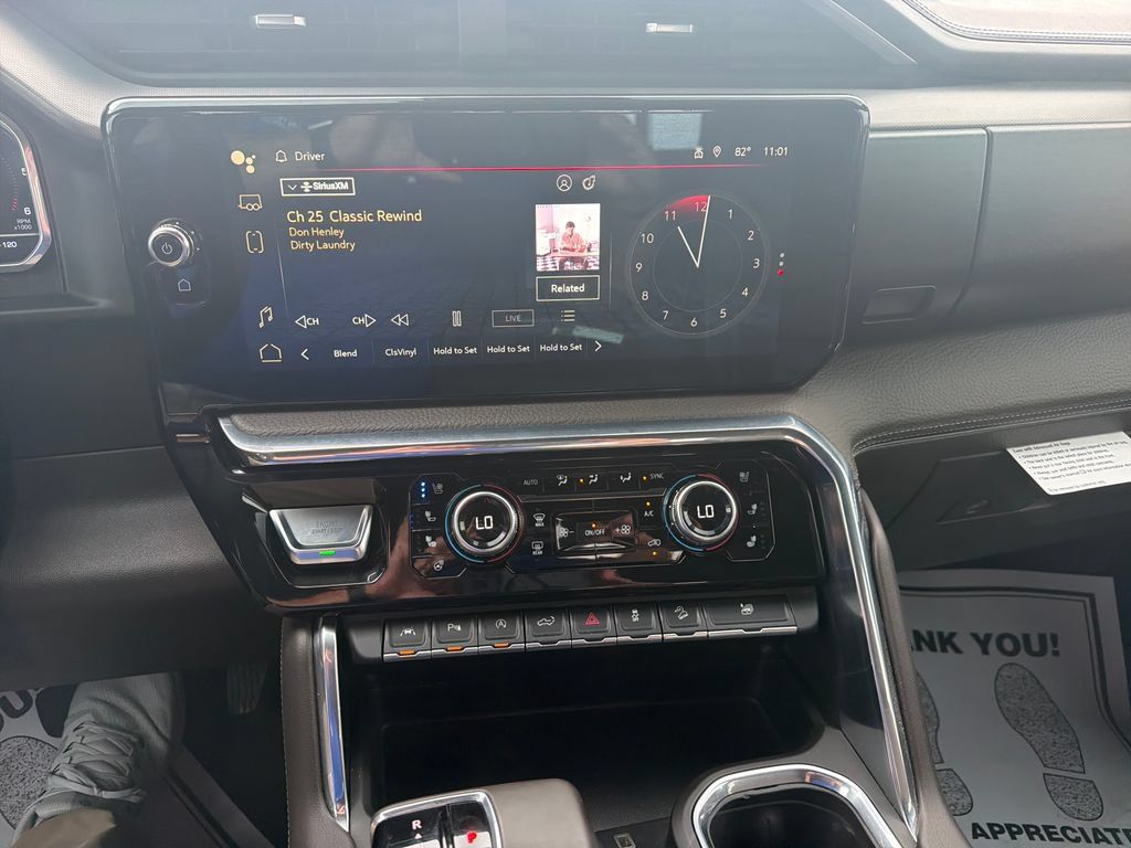 Used 2023 GMC Sierra 1500 Denali AWD/4WD image 21