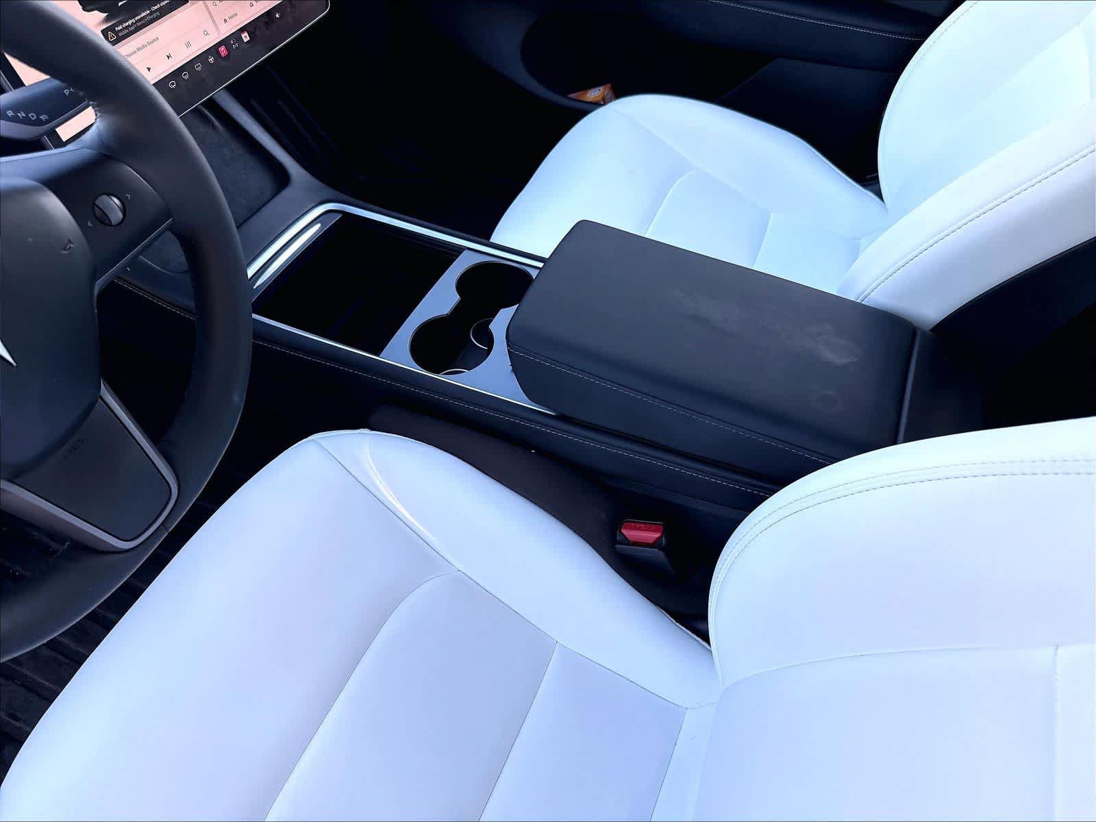 Used 2023 Tesla Model Y AWD image 17
