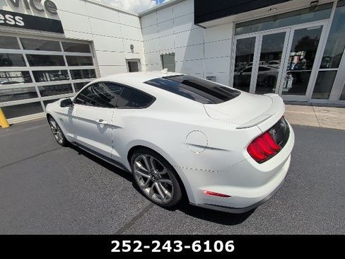 Used 2022 Ford Mustang GT Premium w/ Equipment Group 401A RWD image 2