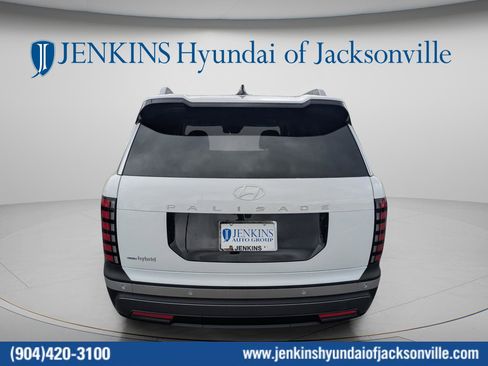 New 2026 Hyundai Palisade SEL Premium FWD image 4