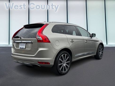Used 2016 Volvo XC60 T5 Premier w/ Proximity Package image 4