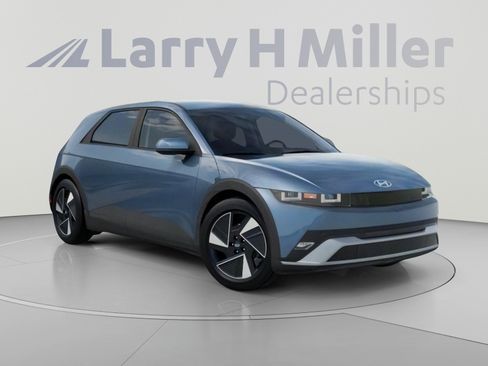 New 2026 Hyundai Ioniq 5 SE RWD image 2