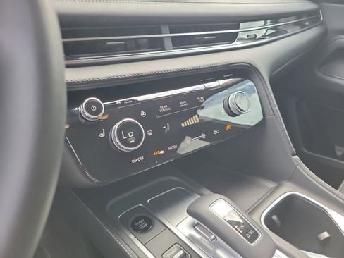 Certified 2026 INFINITI QX60 Pure image 16