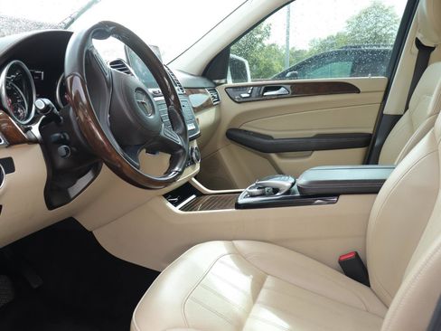 Used 2017 Mercedes-Benz GLS 450 4MATIC image 8