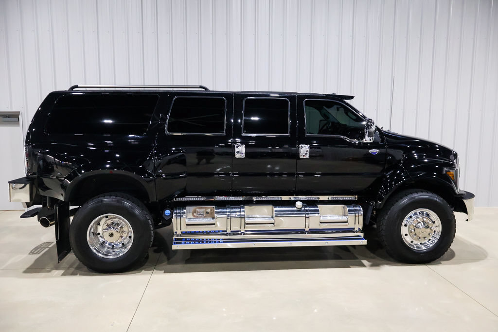 Used 2015 Ford F650 2WD Crew Cab Super Duty image 81