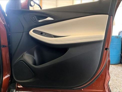 Used 2020 Buick Encore GX Select FWD image 23
