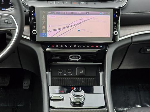 New 2026 Jeep Grand Cherokee L Limited AWD/4WD image 32