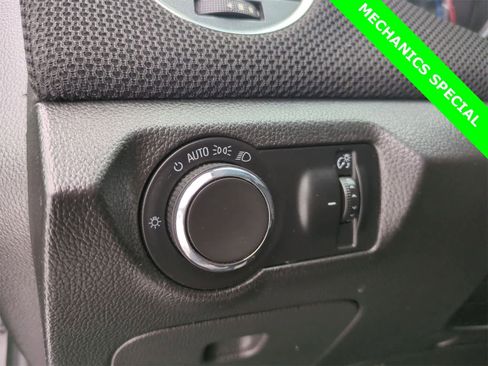 Used 2016 Chevrolet Cruze LT image 27