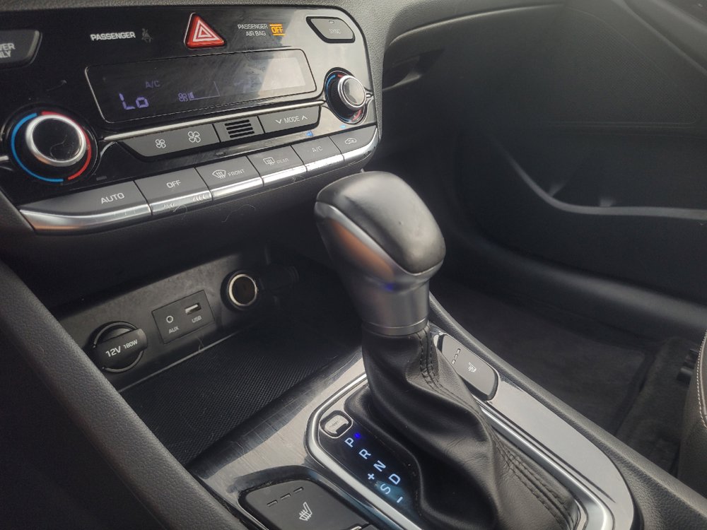 Used 2019 Hyundai Ioniq Limited FWD image 26