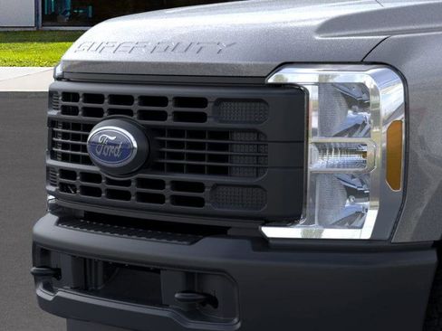 New 2026 Ford F350 XL w/ XL Off-Road Package image 17