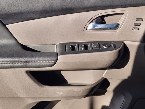 Used 2015 Honda Odyssey Touring Elite image 23