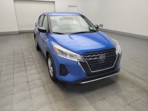 Used 2021 Nissan Kicks S FWD image 13