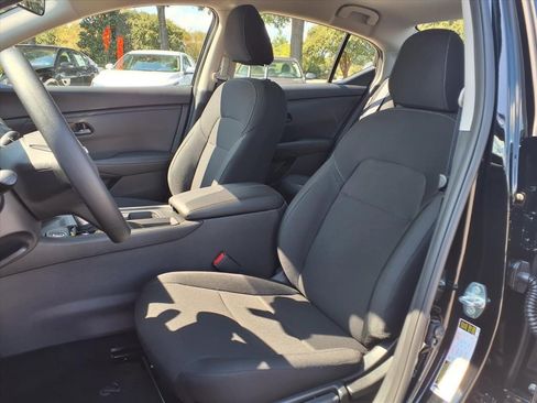 New 2025 Nissan Sentra S image 8