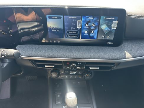 New 2026 Nissan Kicks SV FWD image 19