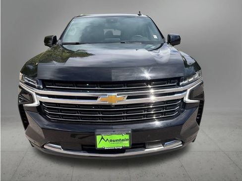 Used 2024 Chevrolet Tahoe LT w/ Luxury Package AWD/4WD image 8