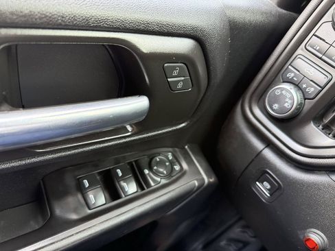 Used 2021 Chevrolet Silverado 2500 W/T w/ WT Fleet Convenience Package AWD/4WD image 25