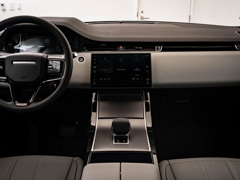 New 2026 Land Rover Range Rover Evoque S image 33