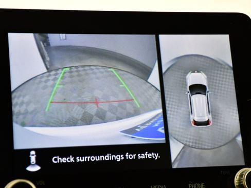 Used 2023 Mitsubishi Eclipse Cross SEL AWD/4WD image 27