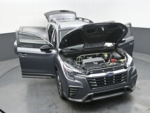 Used 2024 Subaru Ascent Limited image 40