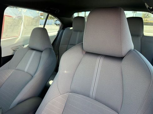 Certified 2025 Toyota Corolla SE image 21