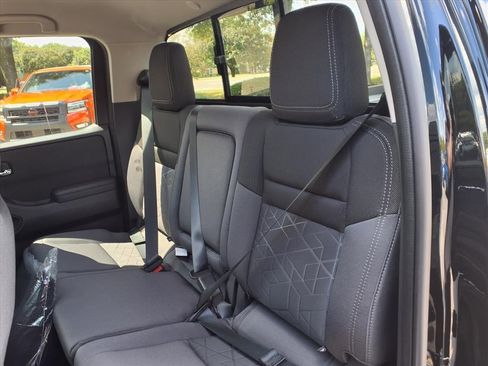 New 2026 Nissan Frontier SV w/ SV Convenience Package image 9