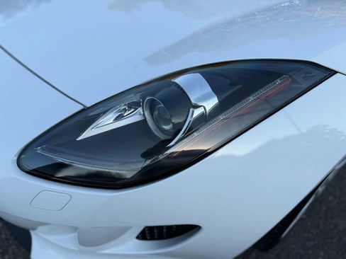 Used 2015 Jaguar F-TYPE S image 17