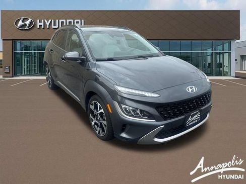 Used 2022 Hyundai Kona Limited w/ Cargo Package AWD/4WD image 7
