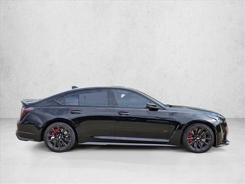 Used 2022 Cadillac CT5 V Blackwing RWD image 4