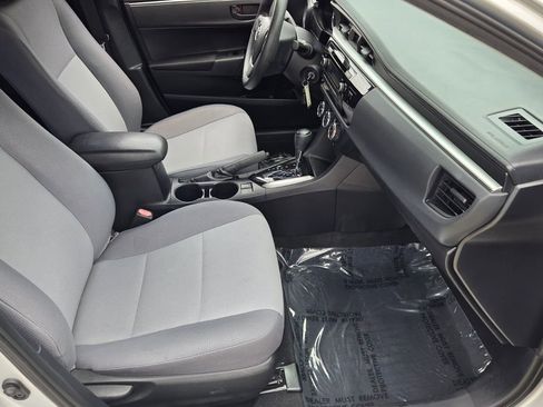 Used 2014 Toyota Corolla L FWD image 18