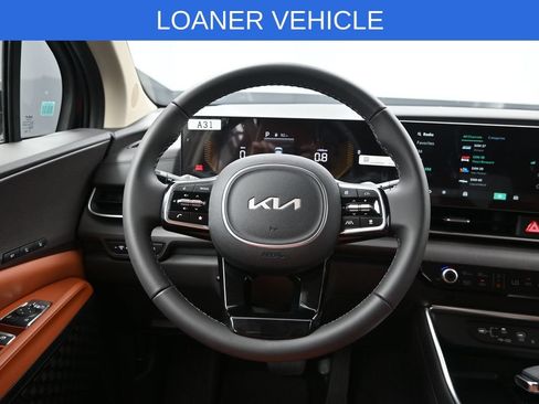 Used 2026 Kia Carnival EX FWD image 30