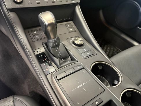 Used 2018 Lexus RC 300 AWD image 12