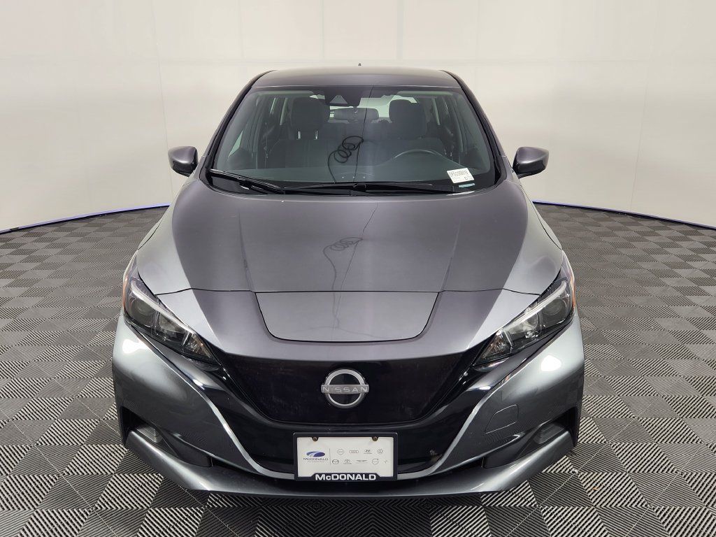 Used 2025 Nissan Leaf S FWD image 8