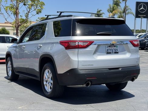 Used 2021 Chevrolet Traverse LT FWD image 14