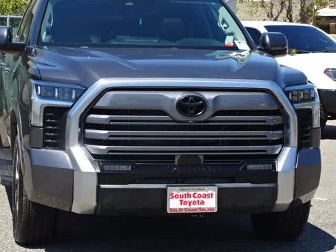 Used 2023 Toyota Tundra Limited AWD/4WD image 4