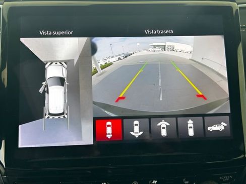 Used 2024 Jeep Grand Cherokee L Limited w/ Luxury Tech Group II image 33