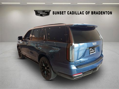 New 2025 Cadillac Escalade Sport Platinum w/ LPO, ONYX Package image 5