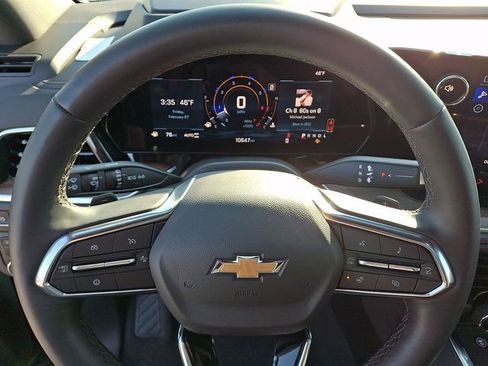 Used 2025 Chevrolet Suburban High Country w/ Sun And Tow Package image 22