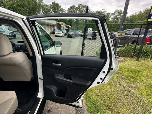 Used 2015 Honda CR-V LX image 20
