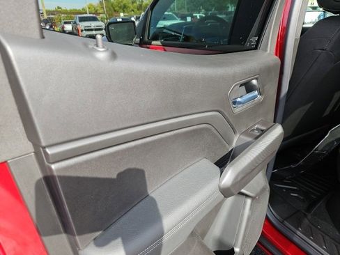 New 2026 GMC Canyon Elevation w/ Convenience Package image 18