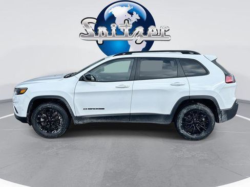 Certified 2023 Jeep Cherokee Altitude Lux image 6